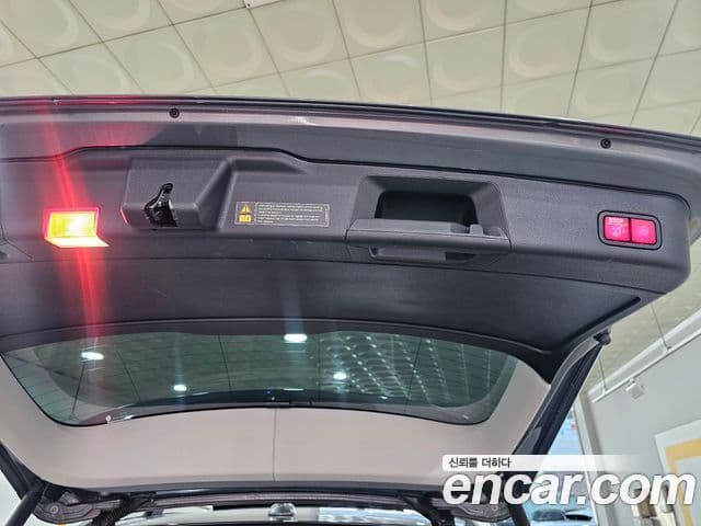 Mercedes-Benz GLE-Class 2018 — ფოტო 10/20