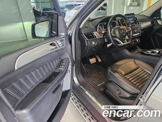 Mercedes-Benz GLE-Class 2018 — ფოტო 12/20