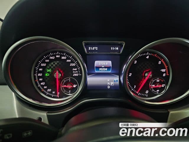 Mercedes-Benz GLE-Class 2018 — ფოტო 19/20