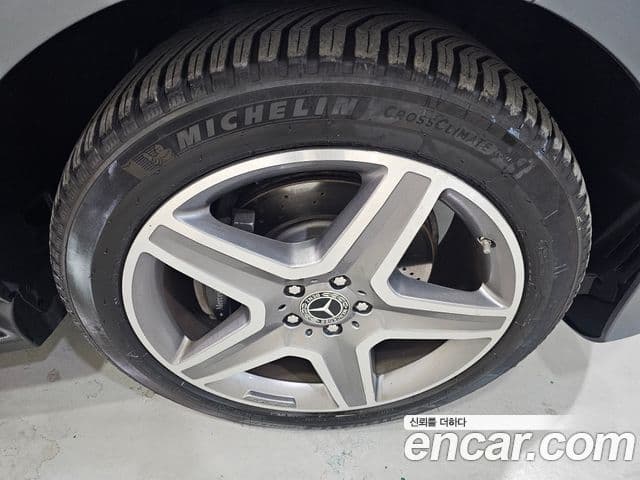 Mercedes-Benz GLE-Class 2018 — ფოტო 20/20
