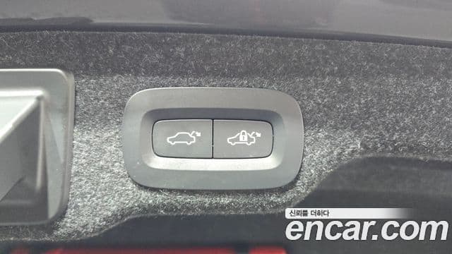 Volvo S90 2024 — Photo 4/32