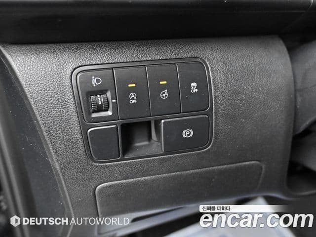 Hyundai Staria 2022 — ფოტო 16/20