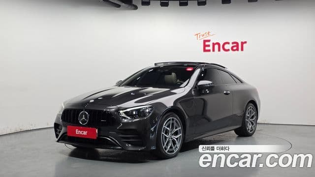 Mercedes-Benz E-Class 2023 — ფოტო 1/20