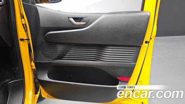 Hyundai Staria 2024 — ფოტო 30/30