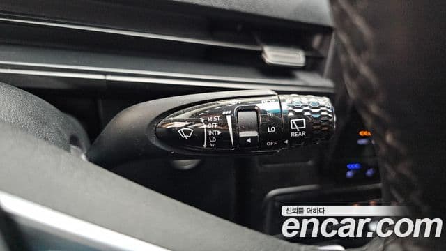Hyundai Staria 2024 — ფოტო 4/30