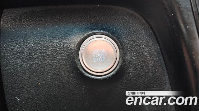 Hyundai Staria 2024 — ფოტო 9/30