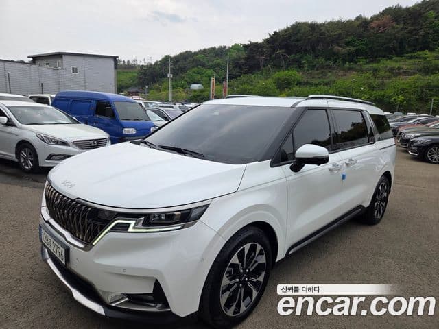 Kia Carnival 2023 — Şəkil 1/14