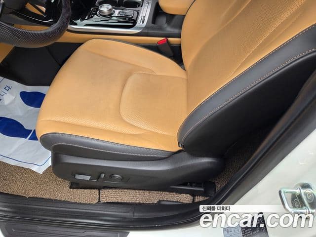 Kia Carnival 2023 — Şəkil 4/14