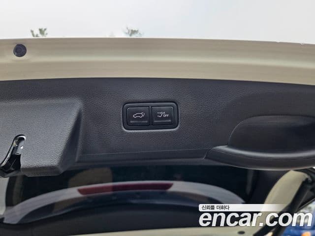 Kia Carnival 2023 — Şəkil 10/14