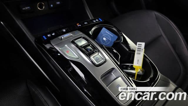 Hyundai The New Tucson 2022 — ფოტო 9/20