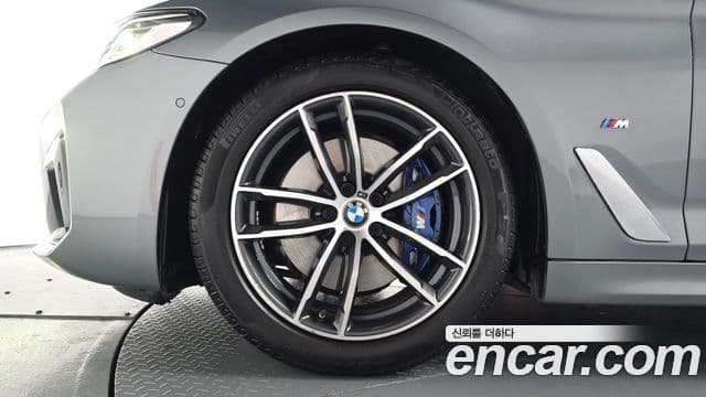 BMW 5 Series 2023 — Şəkil 5/20