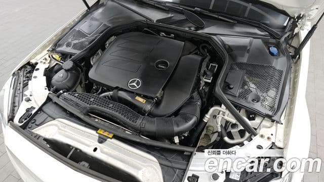 Mercedes-Benz C-Class 2020 — Şəkil 6/20