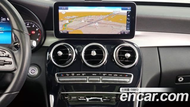 Mercedes-Benz C-Class 2020 — Şəkil 14/20