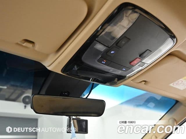 Hyundai Staria 2022 — ფოტო 17/20