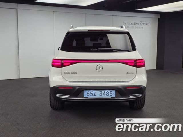 Mercedes-Benz EQB 2025 — ფოტო 11/15