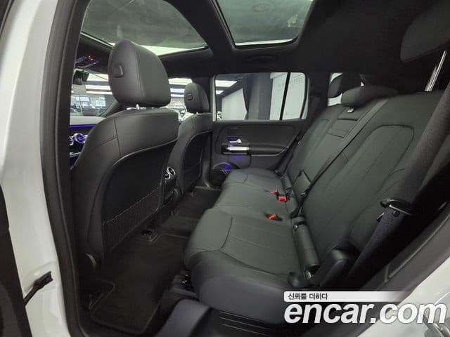 Mercedes-Benz EQB 2025 — ფოტო 7/15