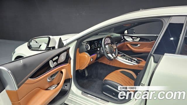 Mercedes-Benz AMG GT 2021 — ფოტო 17/20