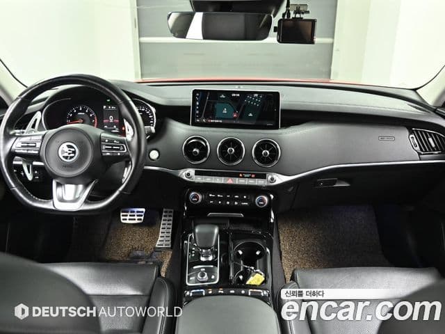 Kia Stinger 2021 — ფოტო 6/20