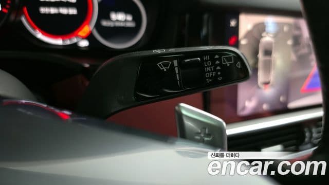Porsche Cayenne 2022 — Photo 28/35