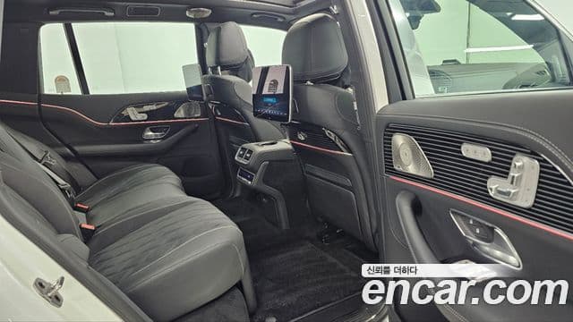 Mercedes-Benz GLS-Class 2025 — ფოტო 10/20