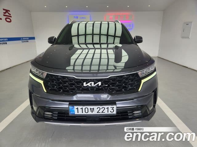 Kia Sorento 2023 — ფოტო 2/20