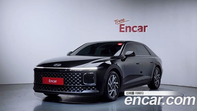 Hyundai Grandeur 2023 — ფოტო 1/20
