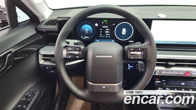 Hyundai Grandeur 2023 — ფოტო 14/20