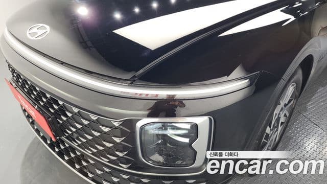 Hyundai Grandeur Hybrid 2023 — Photo 16/34