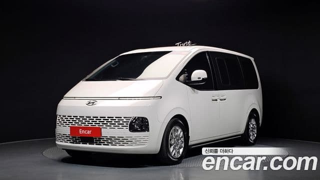 Hyundai Staria 2023 — ფოტო 1/20