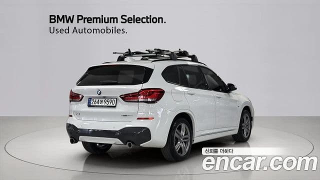 BMW X1 2021 — Şəkil 1/20