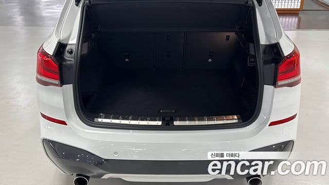 BMW X1 2021 — Şəkil 20/20