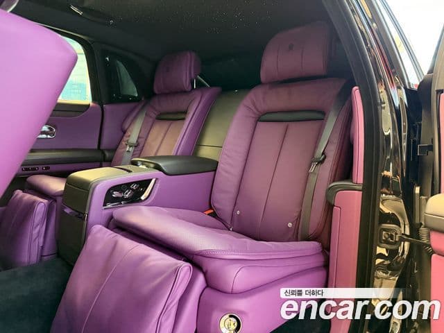 Rolls-Royce Ghost 2023 — ფოტო 11/20