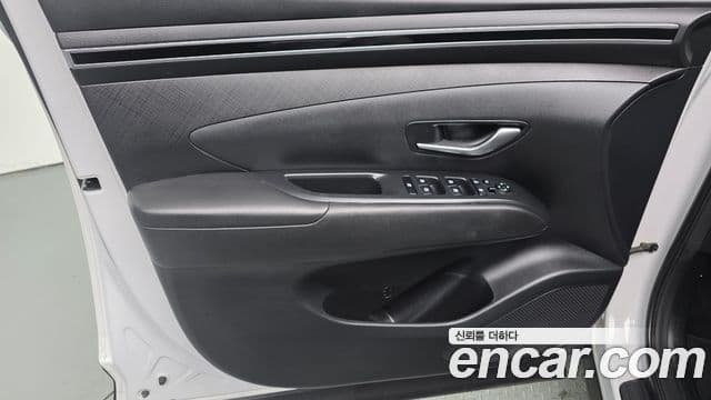 Hyundai Tucson Hybrid 2021 — ფოტო 27/30