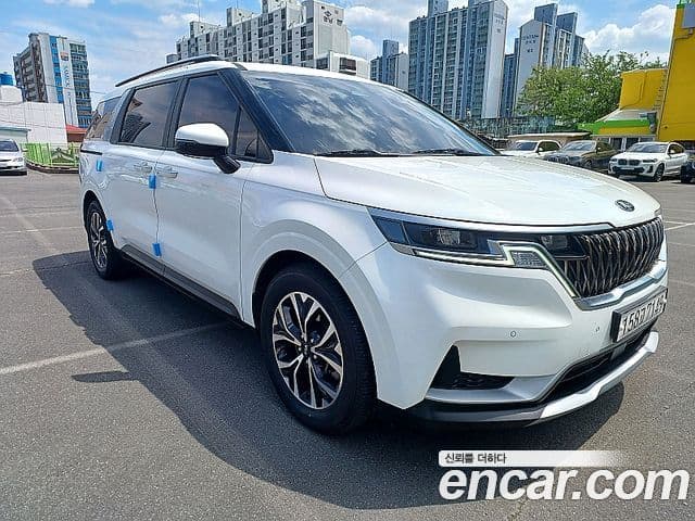 Kia Carnival 2021 — Фото 10/20