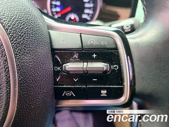 Kia Carnival 2021 — Фото 14/20
