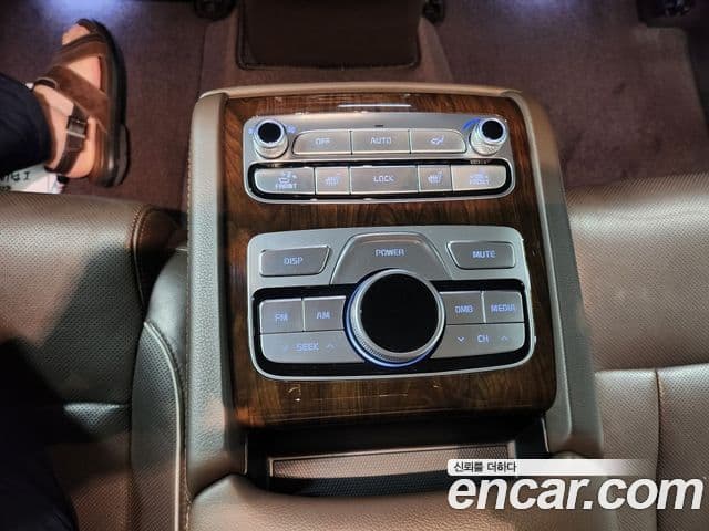 Kia The K9 2018 — Şəkil 17/20