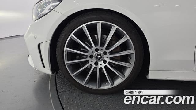 Mercedes-Benz C-Class 2019 — Şəkil 5/20