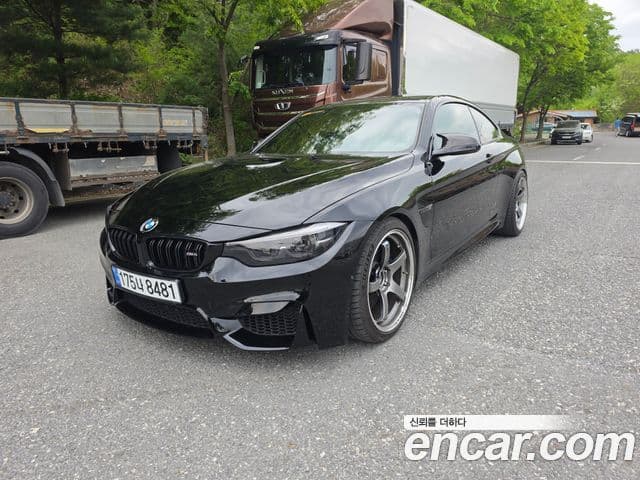 BMW M4 2019 — Фото 9/20