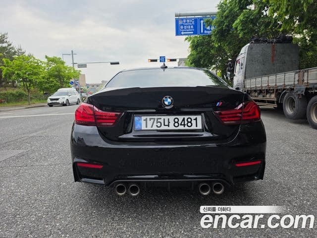 BMW M4 2019 — Фото 4/20