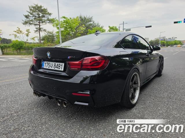 BMW M4 2019 — Фото 5/20