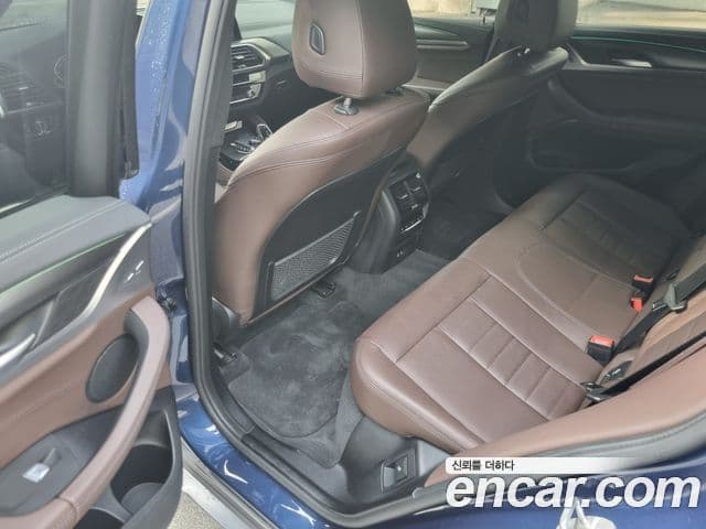 BMW X4 2021 — Şəkil 9/20