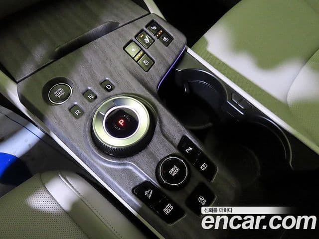 Kia Sportage 2022 — Фото 11/20