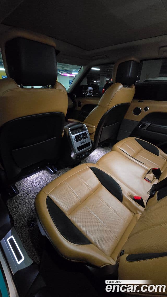 Land Rover Range Rover Sport 2018 — Photo 10/10
