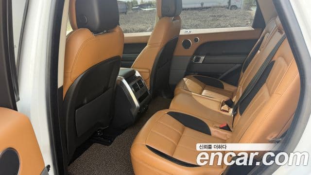 Land Rover Range Rover Sport 2018 — Photo 2/10