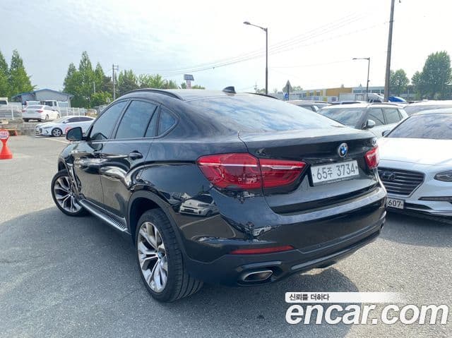 BMW X6 2018 — Photo 3/20