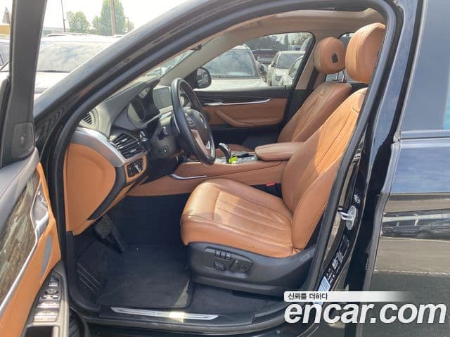 BMW X6 2018 — Photo 13/20