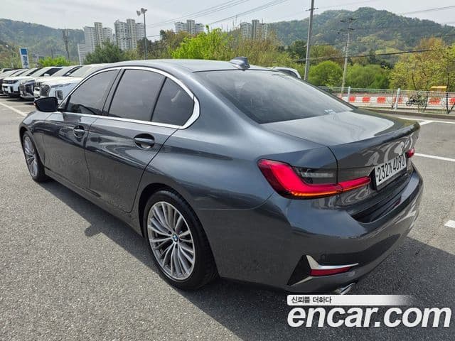 BMW 3 Series 2021 — Şəkil 6/20