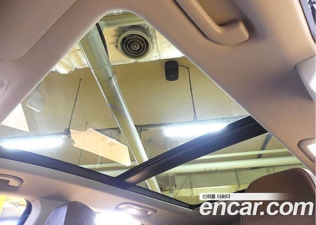 Mercedes-Benz GLE-Class 2025 — Фото 19/20