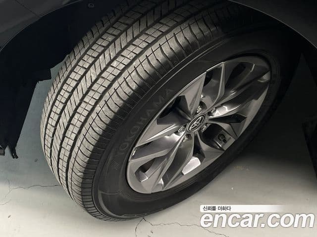 Toyota Sienna 2021 — ფოტო 4/20