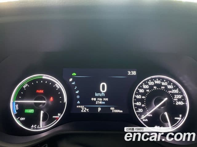 Toyota Sienna 2021 — ფოტო 7/20
